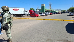 Hallan a una persona asesinada y envuelta en pl&aacute;stico negro en El Palmito Viejo, en Culiac&aacute;n
