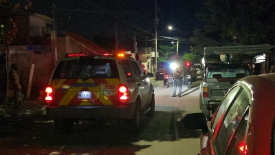 Gatilleros balean a 2 hermanos en la Felipe &Aacute;ngeles, al Sur de Culiac&aacute;n; uno de ellos muere
