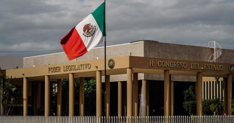 Va Ley de Seguridad P&uacute;blica sin retroactivo para viudas, avala Congreso