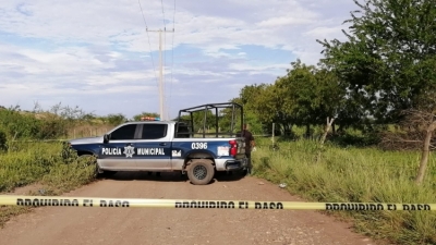 Descubren a dos hombres asesinados a un lado de la carretera Mazatlán-Culiacán