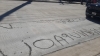 Marcan calle reci&eacute;n pavimentada con las palabras "Chapo", &ldquo;Arriba Joaqu&iacute;n&rdquo;, &ldquo;MZ&rdquo; y &ldquo;Chapiza&rdquo;