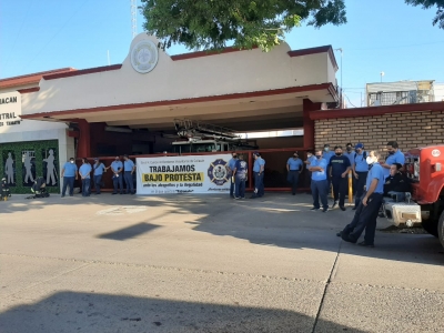 Bomberos trabajan bajo protesta; desconocen al actual patronato