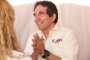 Abre Cu&eacute;n la posibilidad de figurar en el gabinete de Rocha