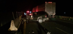 Camioneta de turismo se accidenta en Elota; muere mujer