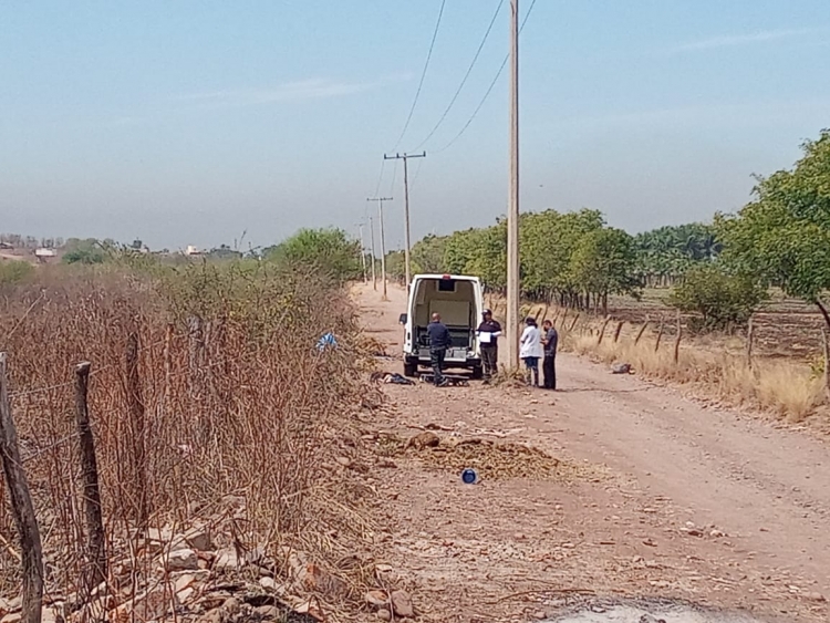 Torturado y con tiro en la espalda, tiran cad&aacute;ver en la salida sur de Culiac&aacute;n