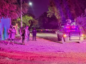 Gatilleros asesinan a joven frente a su casa en la sindicatura de Aguaruto
