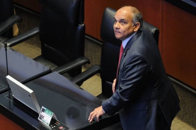 Manuel A&ntilde;orve, cercano a &lsquo;Alito&rsquo;, asume coordinaci&oacute;n del PRI en el Senado tras salida de Chong
