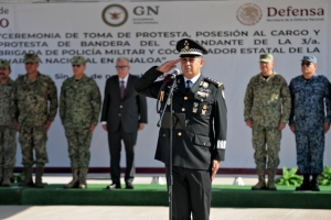 Gobernador Rocha Moya acude a toma de protesta de Julices Juli&aacute;n Gonz&aacute;lez, como nuevo Coordinador de la Guardia Nacional en Sinaloa
