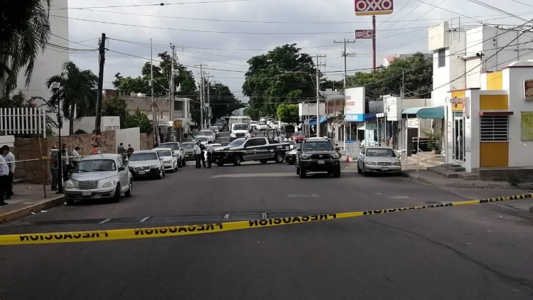 Asesinan a joyero frente al hospital General de Culiacán