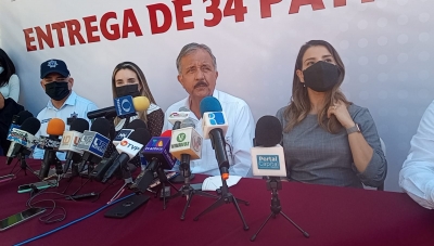 Acepta Ferreiro que los comerciantes 'golondrinos' tienen permiso para vender