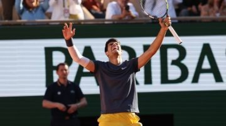 Carlos Alcaraz gana su primer Roland Garros tras vencer a Alexander Zverev en un partidazo
