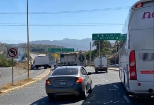 Fuerte enfrentamiento a balazos en Copales, El Rosario, causa bloqueos en distintos puntos carreteros