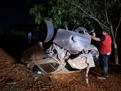Sobrevive un hombre joven en accidente ocurrido en la carretera M&eacute;xico 15