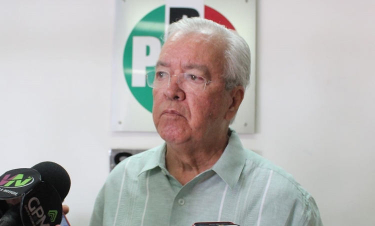 Presidente del &Oacute;rgano Auxiliar Estatal de la Comisi&oacute;n Nacional de Procesos Internos, Jes&uacute;s Enrique Hern&aacute;ndez Ch&aacute;vez.