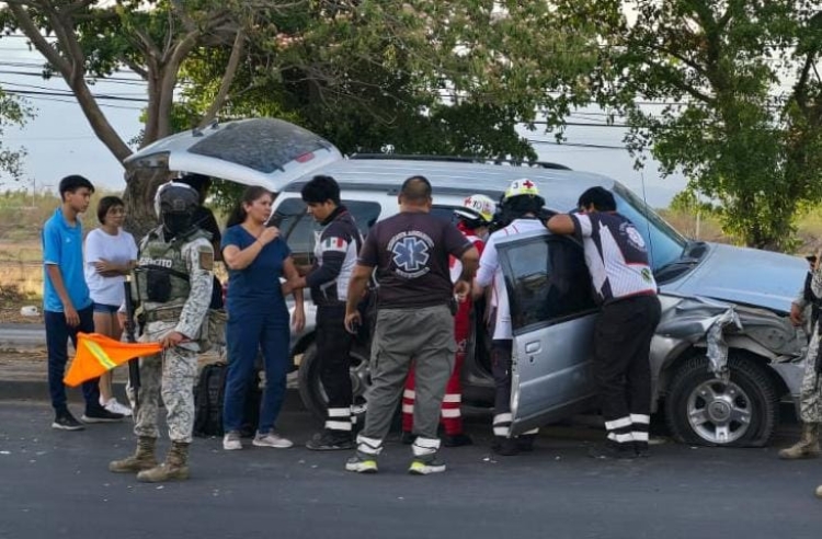 Una mujer resultó lesionada en un choque entre militares y civiles en las cercanías al aeropuerto