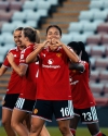Mexicana Rebeca Bernal debuta como titular y brilla con doblete en goleada del Manchester United