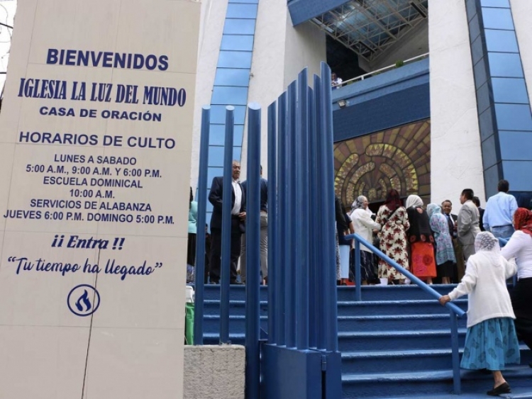 La UIF bloquea las cuentas de integrantes de la Iglesia La Luz del Mundo por red de pronograf&iacute;a infantil