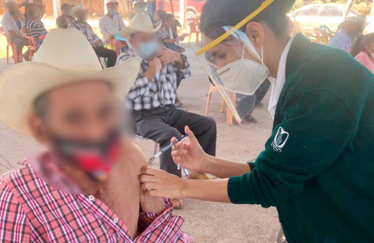 Llegan vacunas Sinovac contra el Covid y se aplican ya en El Fuerte y Sinaloa municipio
