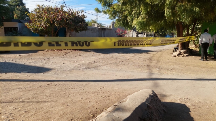 Ejecutan a dos j&oacute;venes en la colonia L&aacute;zaro C&aacute;rdenas