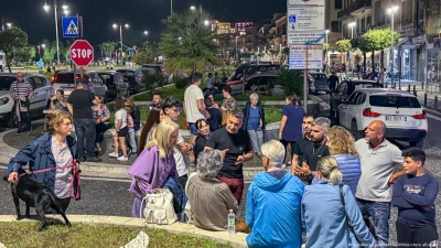 Enjambre s&iacute;smico desata el p&aacute;nico en la ciudad sure&ntilde;a de N&aacute;poles, Italia