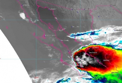 En Sinaloa, Hurac&aacute;n "Kay" mantendr&aacute; lluvias puntuales torrenciales: Protecci&oacute;n Civil
