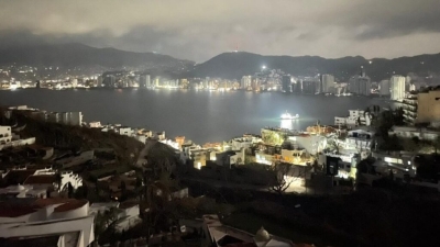 Congreso de Guerrero crea comisi&oacute;n de seguimiento por da&ntilde;os de "Otis"; avanza al 90% el restablecimiento de energ&iacute;a el&eacute;ctrica en Acapulco