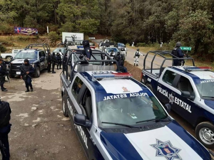 En Playa Vicente encuentran 5 fosas clandestinas
