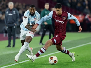 West Ham lidera su grupo en Europa League con Edson &Aacute;lvarez