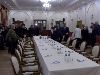 Diálogo entre Rusia y Ucrania se reanuda el miércoles