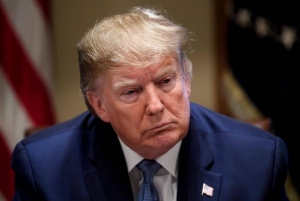 En abril habr&aacute; vacuna contra el Covid-19 para todos en EU, estima Trump