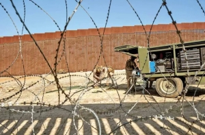 Trump reactiva la construcci&oacute;n del muro con M&eacute;xico; ampl&iacute;an barda divisoria en la Frontera