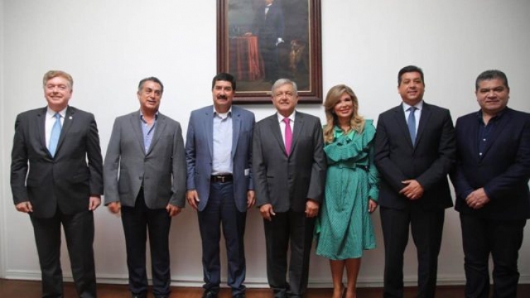 Acuerdo por la democracia une a siete gobernadores