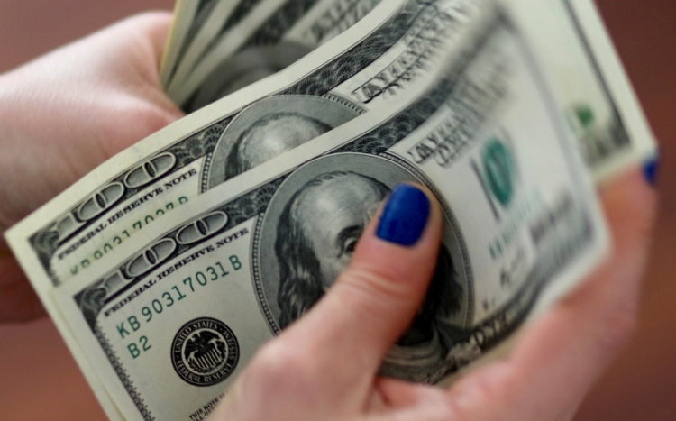 El D&oacute;lar abre su venta hoy llegando a los 24.48 pesos, por crisis del coronavirus