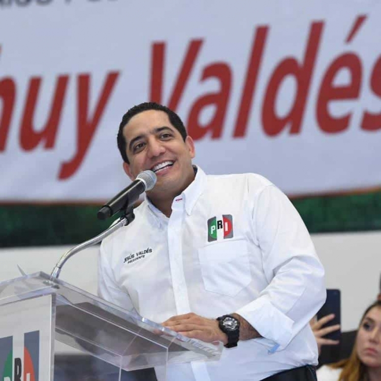 Eleno s&iacute; solicit&oacute; su registro por candidatura priista: Chuy Vald&eacute;s