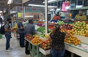 Se incrementan las ventas hasta 80 por ciento en el mercado Jose Mar&iacute;a Pino Su&aacute;rez