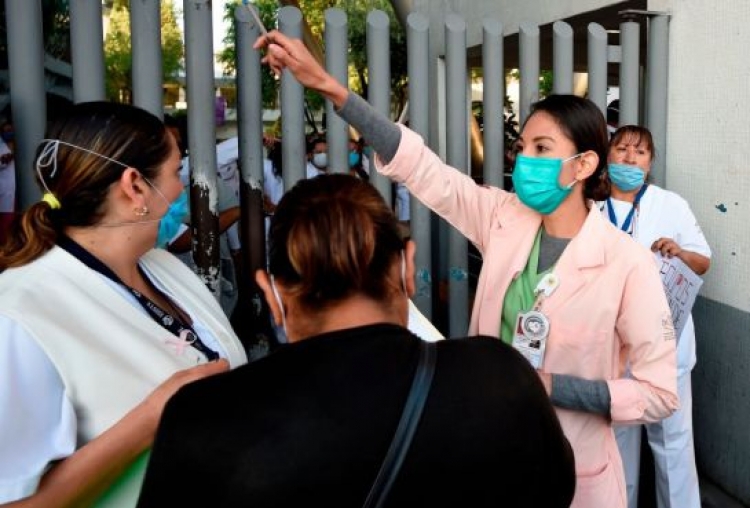 Despilfarros durante 10 a&ntilde;os de gobiernos estatales dejaron sin recursos al sector salud para enfrentar la pandemia