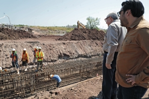Supervisa Rocha Moya puente en construcci&oacute;n del S&aacute;nchez Alonso y paso deprimido de la M&eacute;xico 15