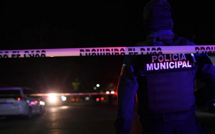 En Elota, un muerto y cuatro heridos en choque de auto contra moto