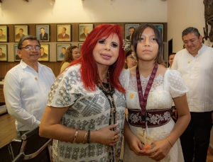 Retrocede M&eacute;xico al Porfiriato; Proh&iacute;ben en Campeche referirse a la Gobernadora