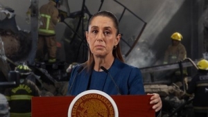 Sheinbaum lamenta &lsquo;avionazo&rsquo; en Toluca: &lsquo;Parece que fue una falla t&eacute;cnica de la aeronave&rsquo;