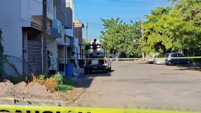 Hallan a un hombre sin vida en el Fraccionamiento Riberas del Tamazula, en Culiac&aacute;n; ten&iacute;a el rostro cubierto