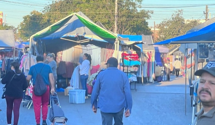Se hunden los tianguis, caen las ventas 70 por ciento: Brenda Beltrán