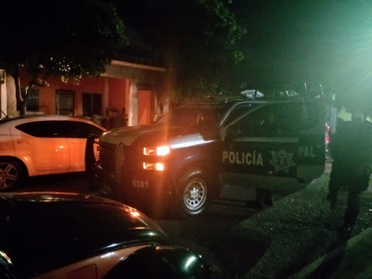 Golpean y abandonan a una mujer atada de manos en Bachigualato