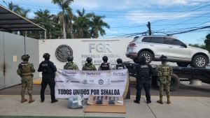 En recorrido de prevenci&oacute;n y seguridad, el Grupo Interinstitucional asegura en Culiac&aacute;n veh&iacute;culo blindado con cargadores y equipo t&aacute;ctico