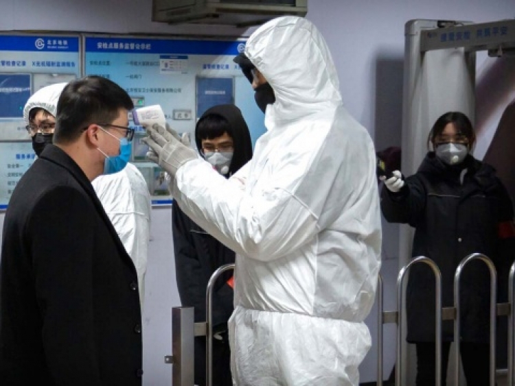 No se enviar&aacute; avi&oacute;n para rescatar a mexicanos en China, anunci&oacute; Ebrard