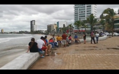 Cierran el puerto a la navegaci&oacute;n por tormenta tropical "Hern&aacute;n"