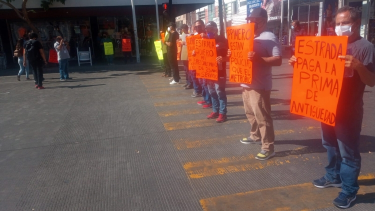 Abren con la fuerza p&uacute;blica a manifestantes que cerraron la Obreg&oacute;n