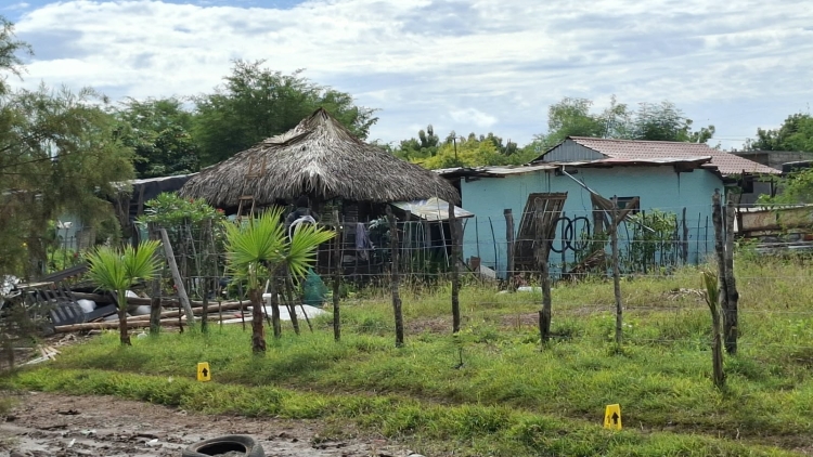 Matan a balazos a un hombre de 49 a&ntilde;os dentro de una palapa en Los &Aacute;ngeles