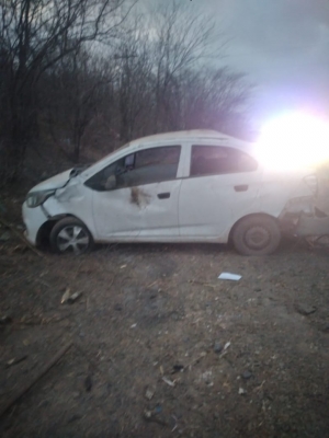 Mujer sufre lesiones por accidente automovilístico en Carboneras.