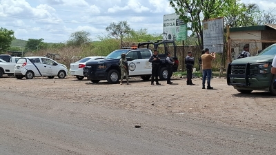 Resumen: Cinco personas asesinadas y tres cuerpos localizados en El Castillo, Navolato